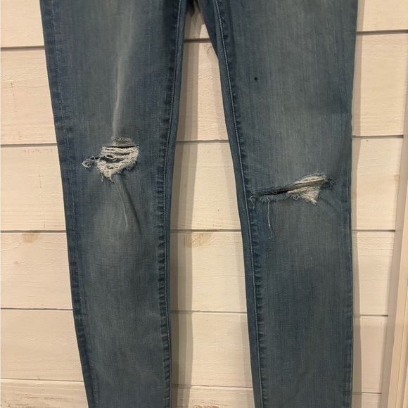 Madewell Curvy High-Rise Skinny Jeans in size 27T. Great condition! - Picture 6 of 10